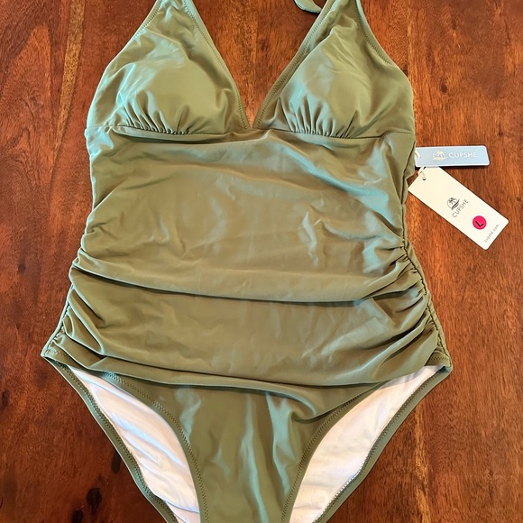 🏖️🩱CupShe Olive Green Halter Top One Piece 🏖️🩱 - Picture 2 of 7